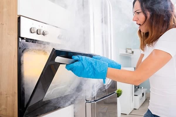 tips for Cleaning an Oven for Pesach